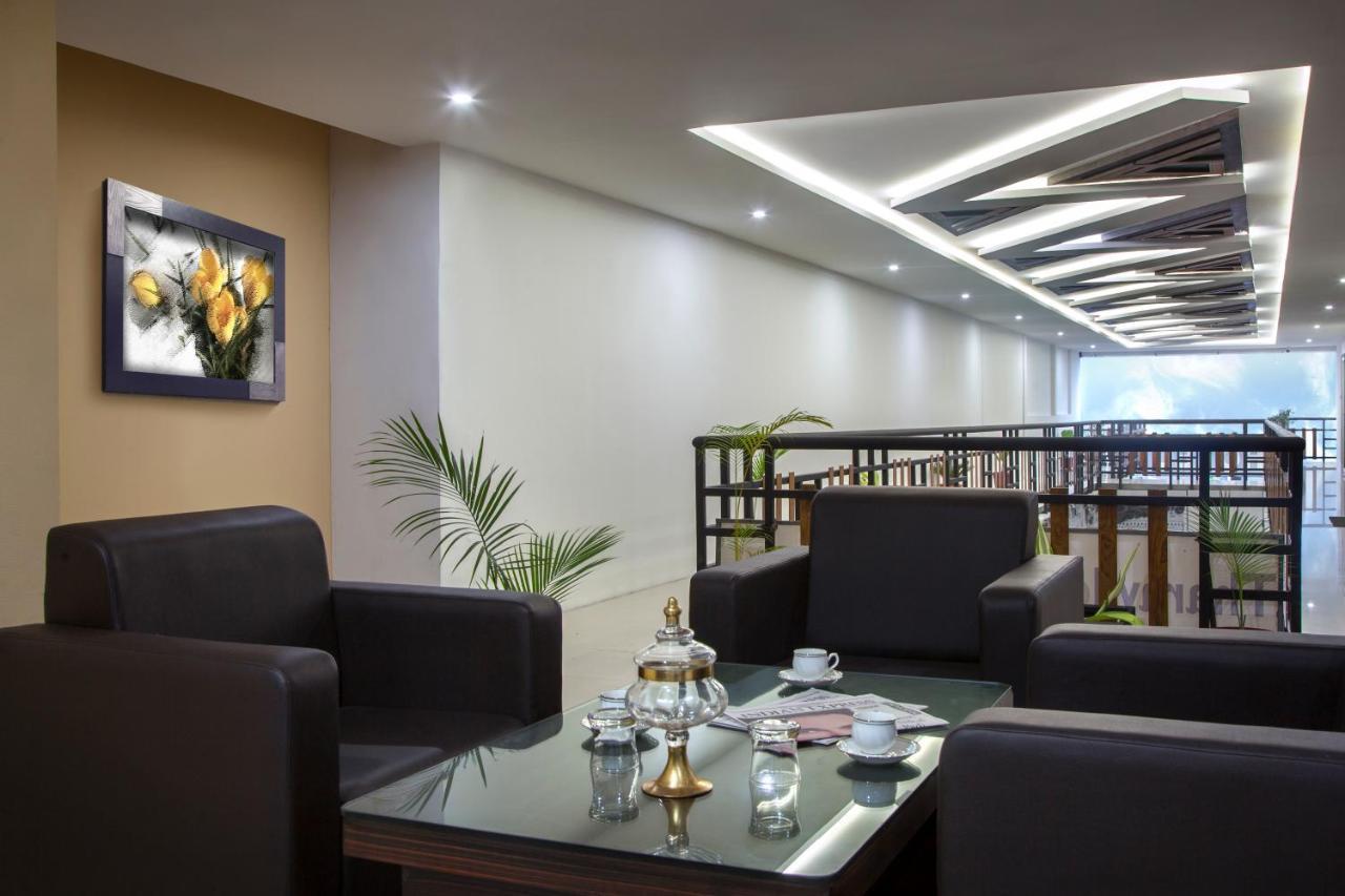 Alshifa Tbg Residency Hotell Perintalmanna Exteriör bild